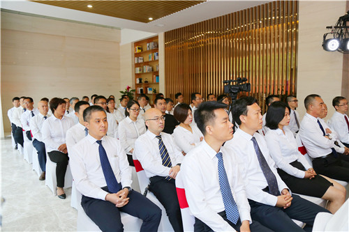 奋进三十年 激情再出发——德盛集团三十年系列活动启动仪式暨30公里接力赛(图5)